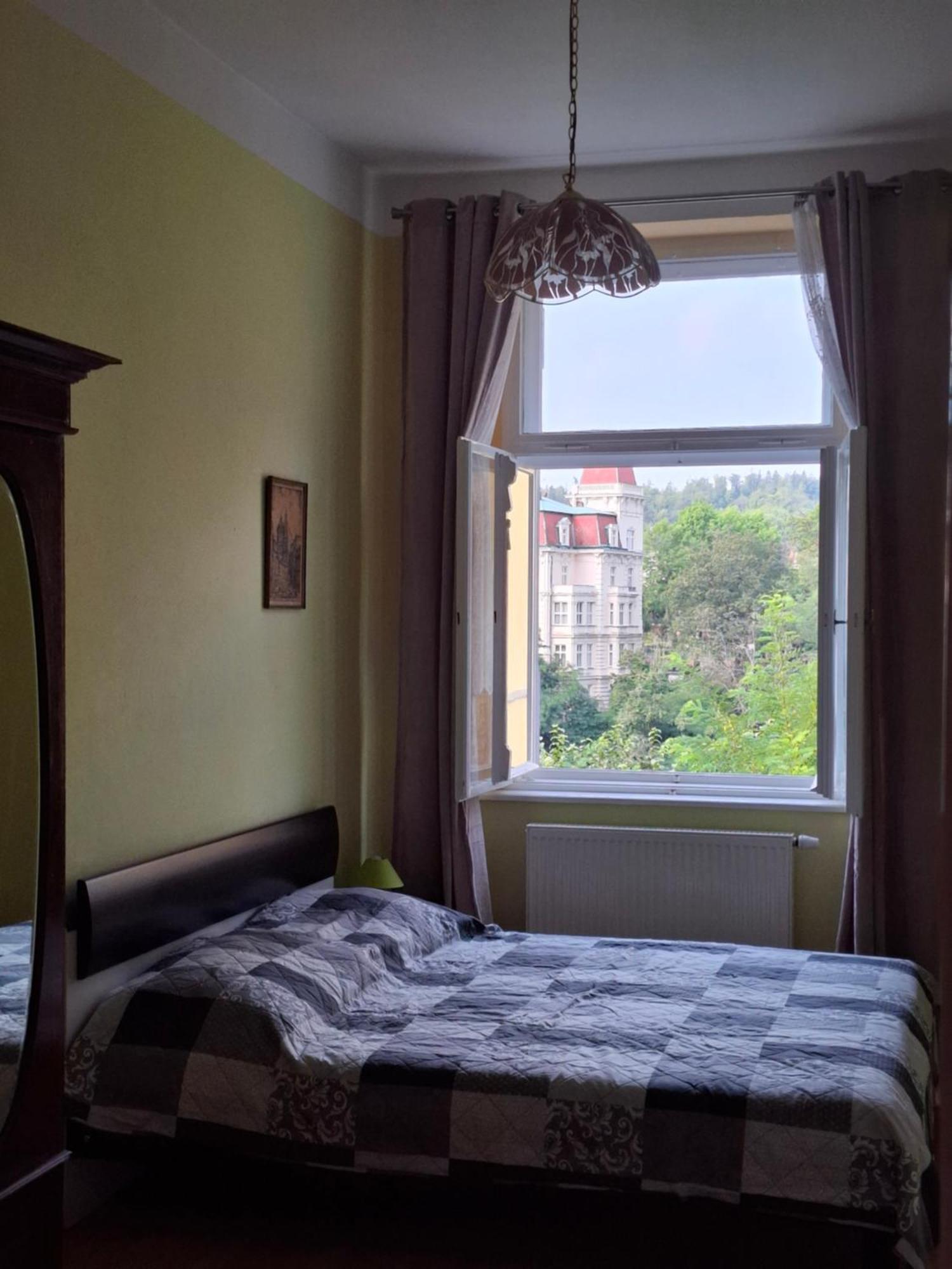 Apartment Fairy Tale Karlovy Vary Bagian luar foto
