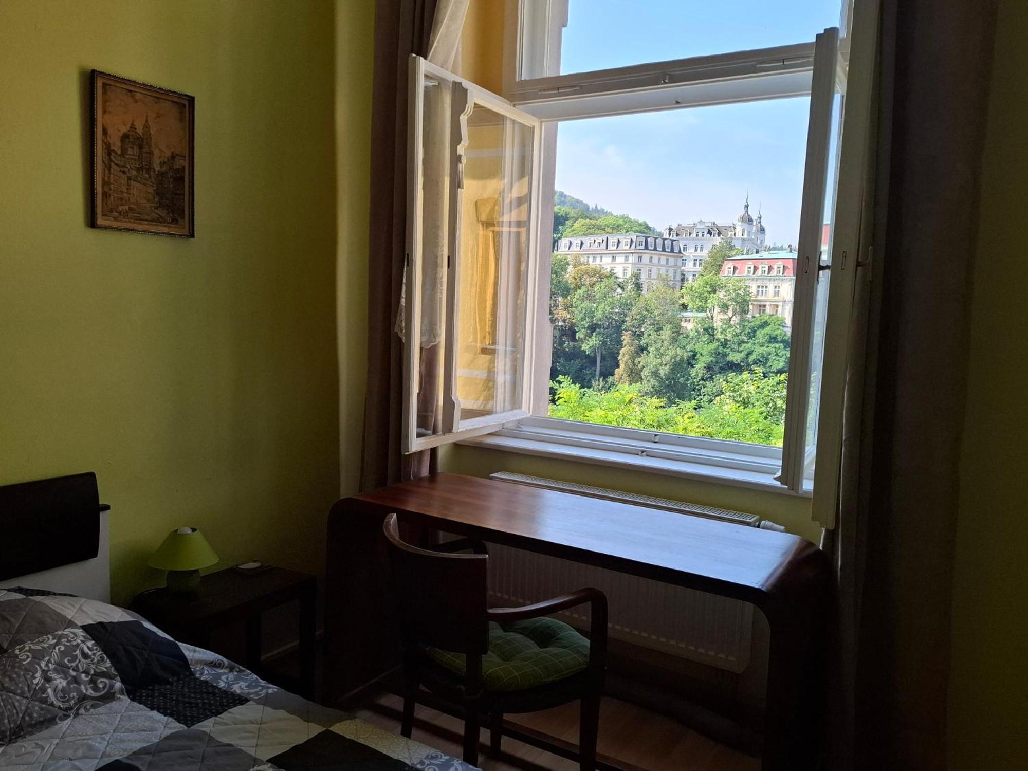 Apartment Fairy Tale Karlovy Vary Bagian luar foto
