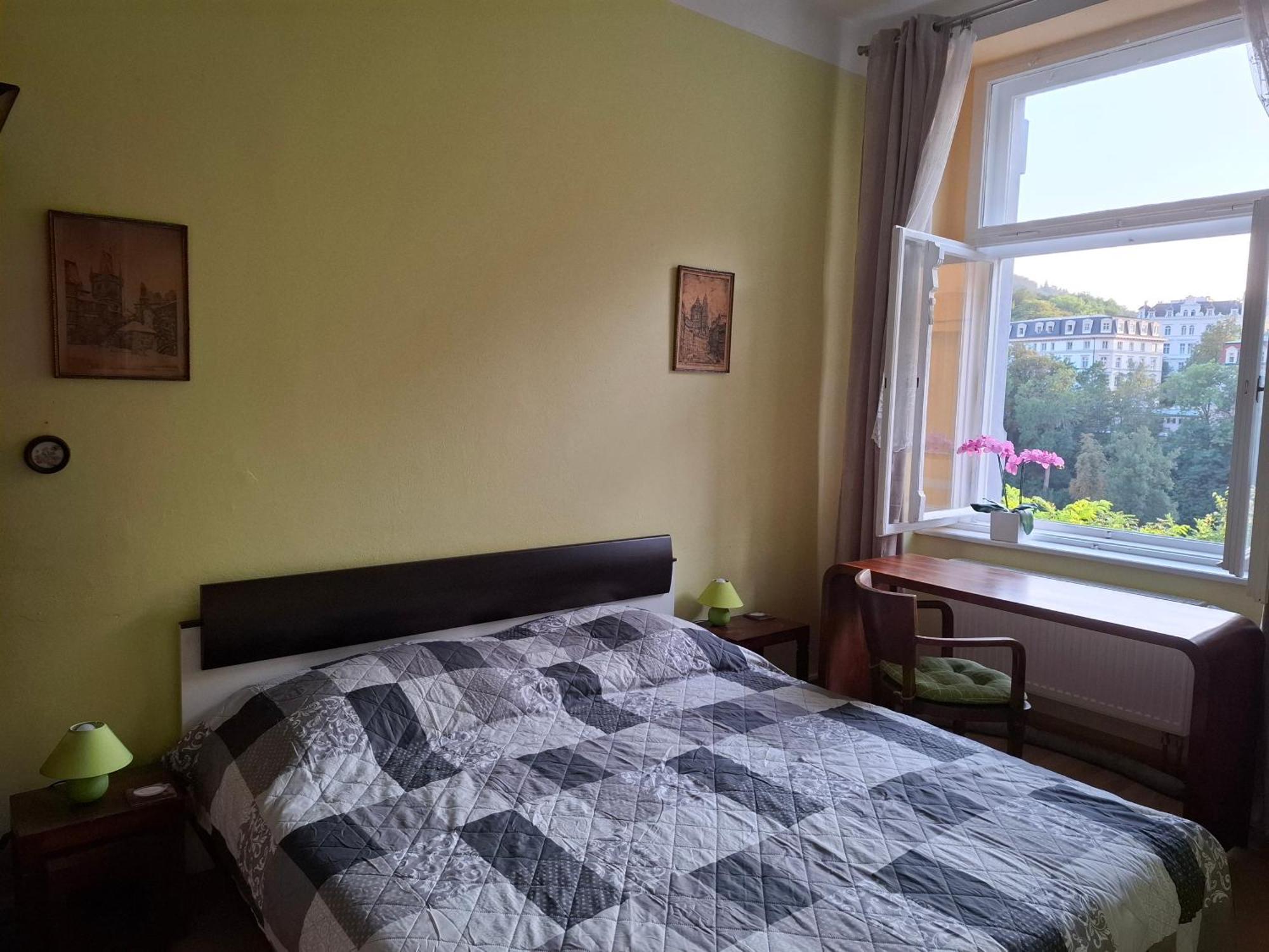 Apartment Fairy Tale Karlovy Vary Bagian luar foto