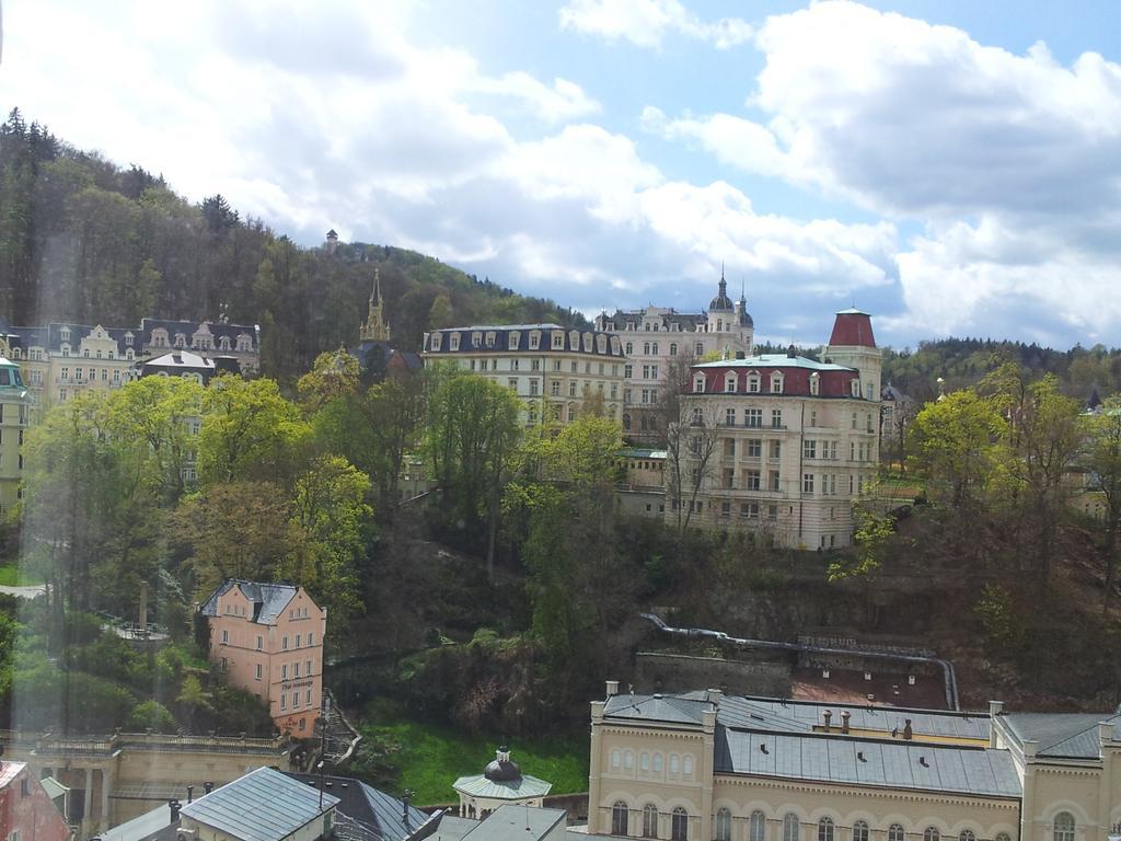 Apartment Fairy Tale Karlovy Vary Bagian luar foto